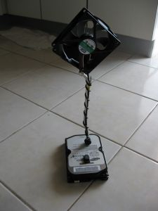 How to Make a ECO Desktop Fan From Old Computer Parts : 4 Steps ...