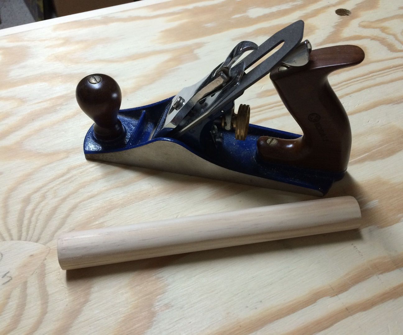 Make a Dowel With a Handplane