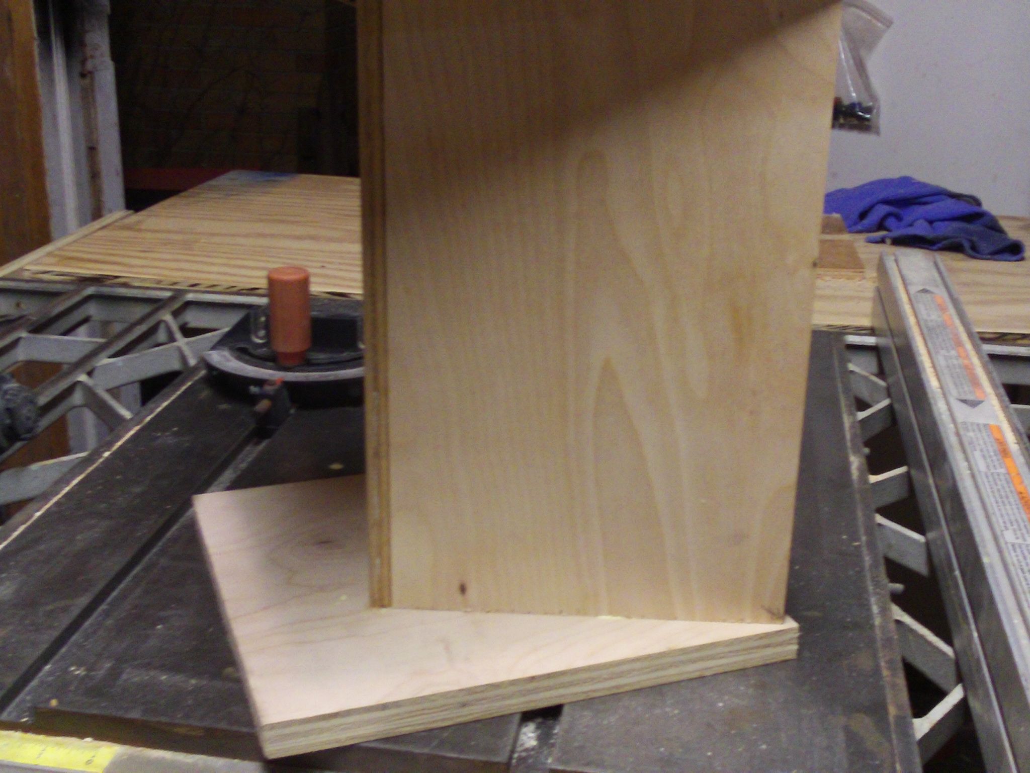 Small Amp Stand for Under 10 4 Steps Instructables