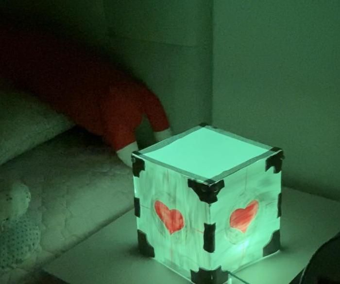 Portal Block Moon Lamp 