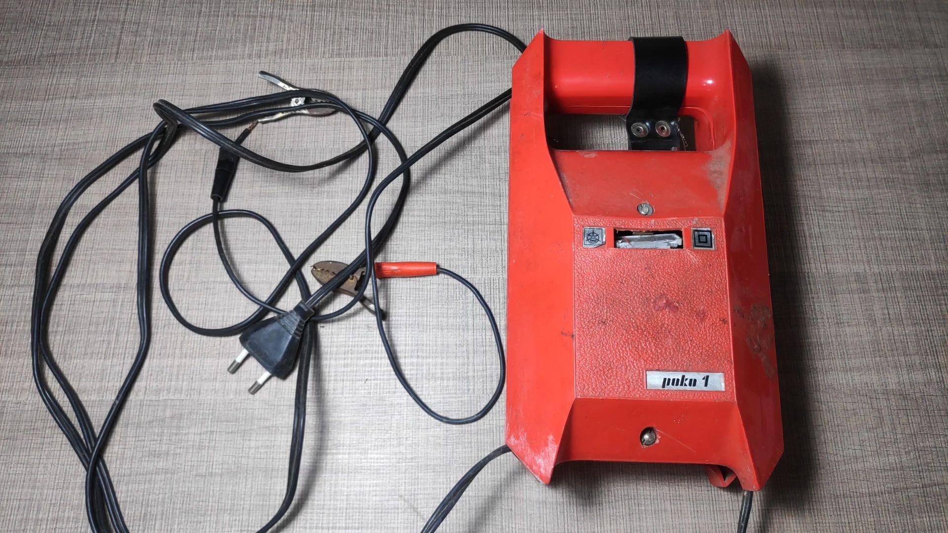 The Battery Charger Is Defective