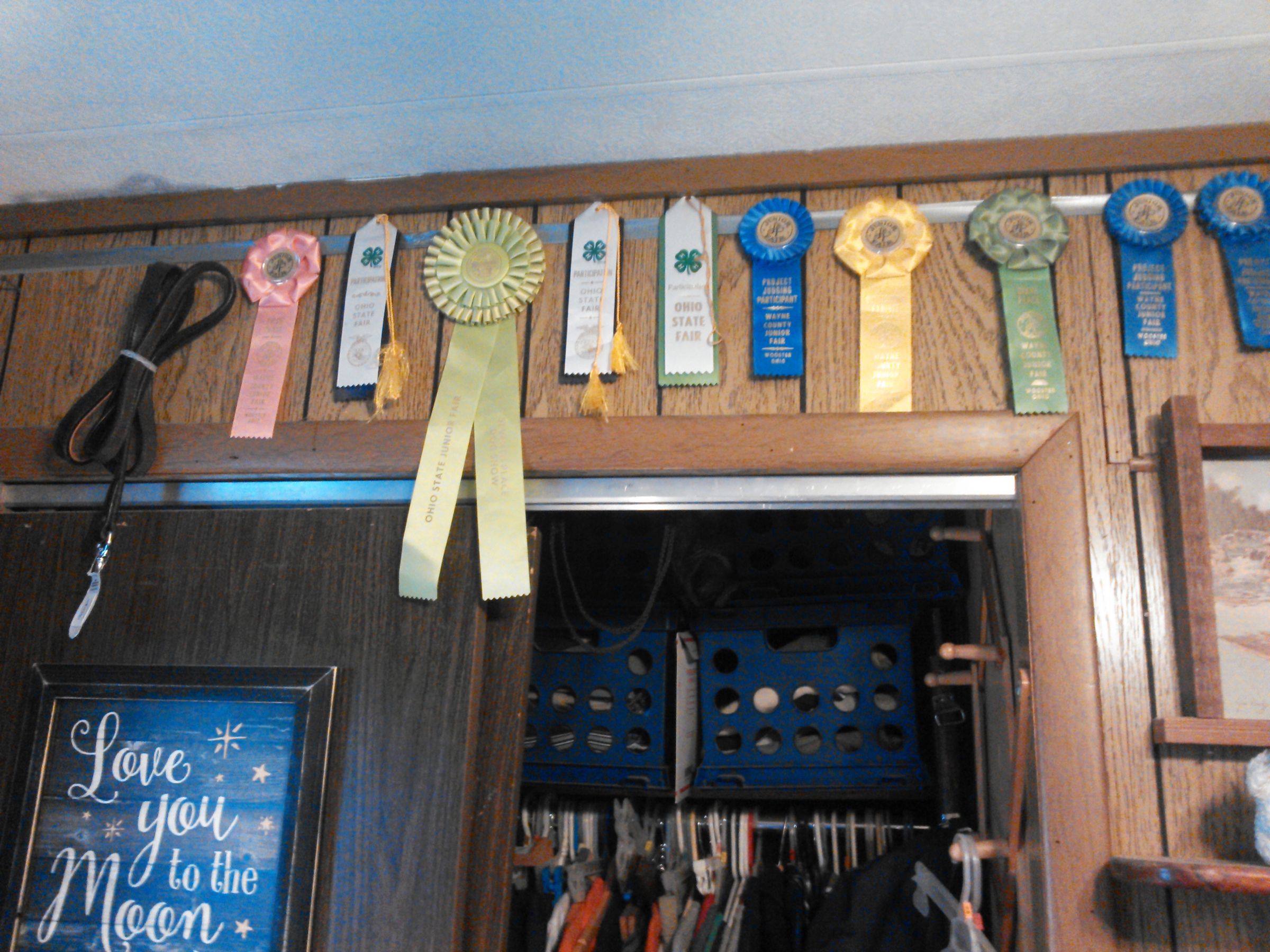 Ribbon Holder 