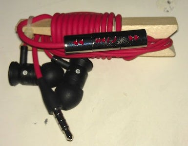 Wooden Clothespin Earbuds Holder