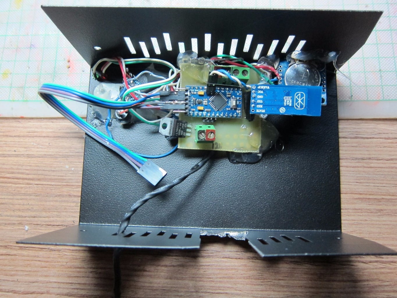 Automatic Blinds With Arduino. Controlled by Android-TV Remote-Buttons ...