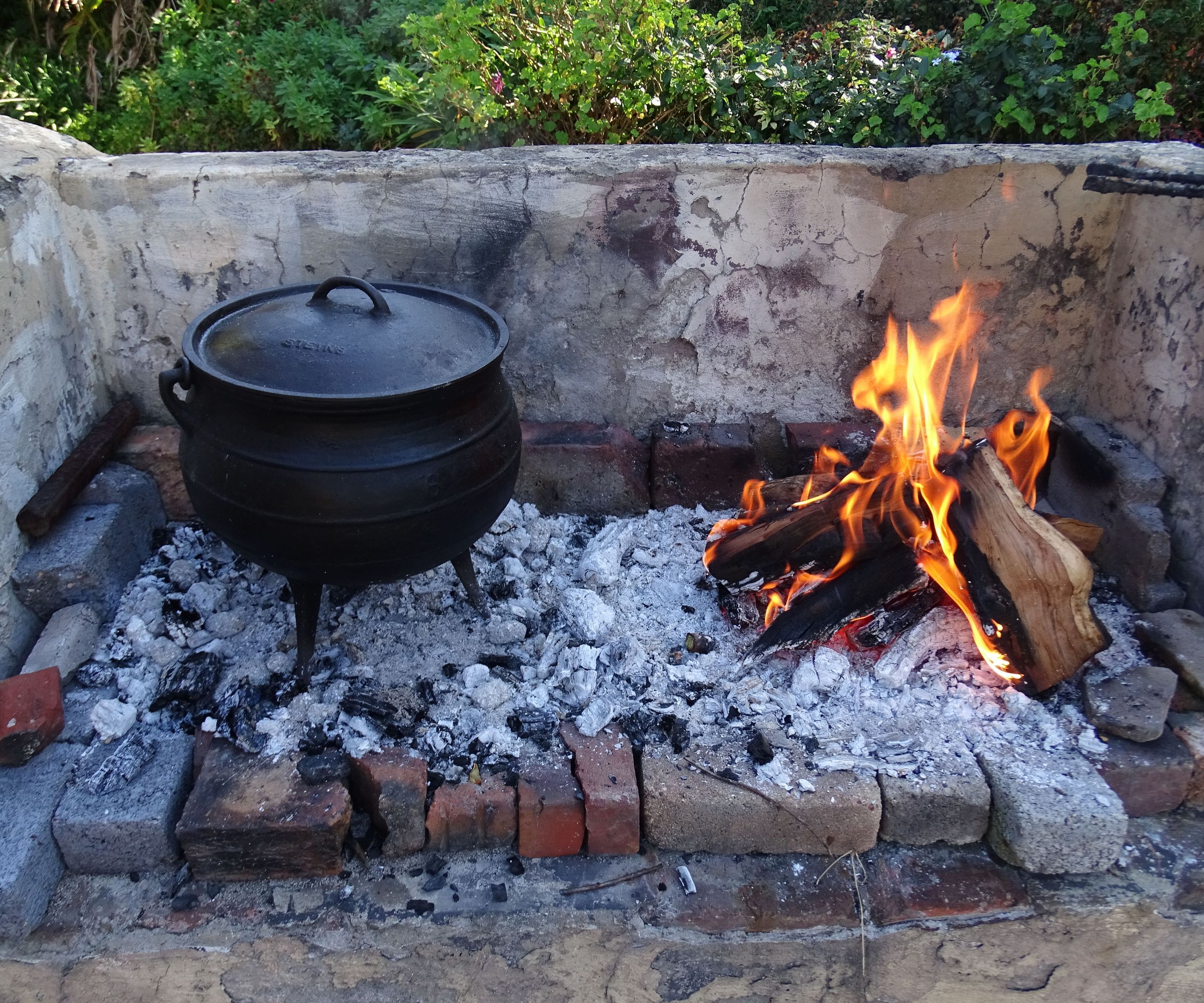 Oxtail Potjie - Rustic Slow Cooking