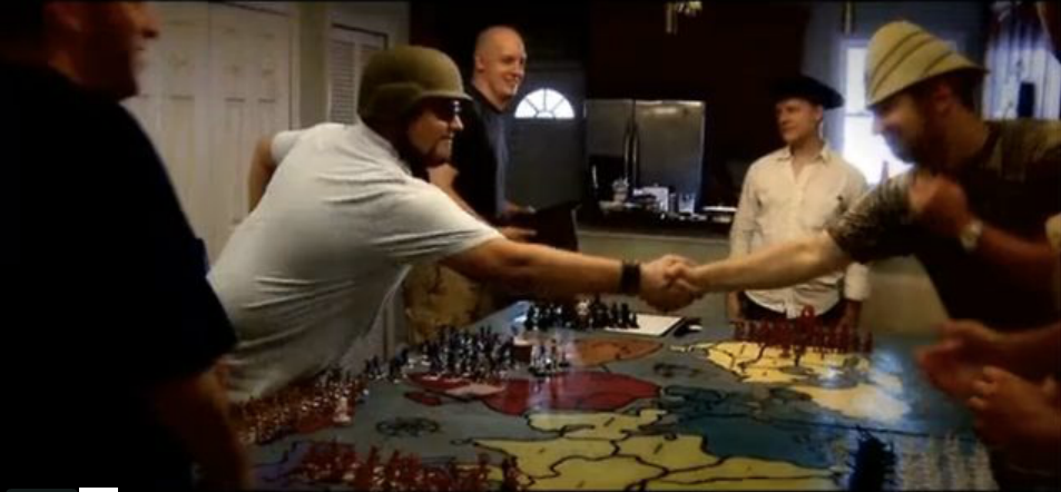 Build and Play WAR ROOM RISK