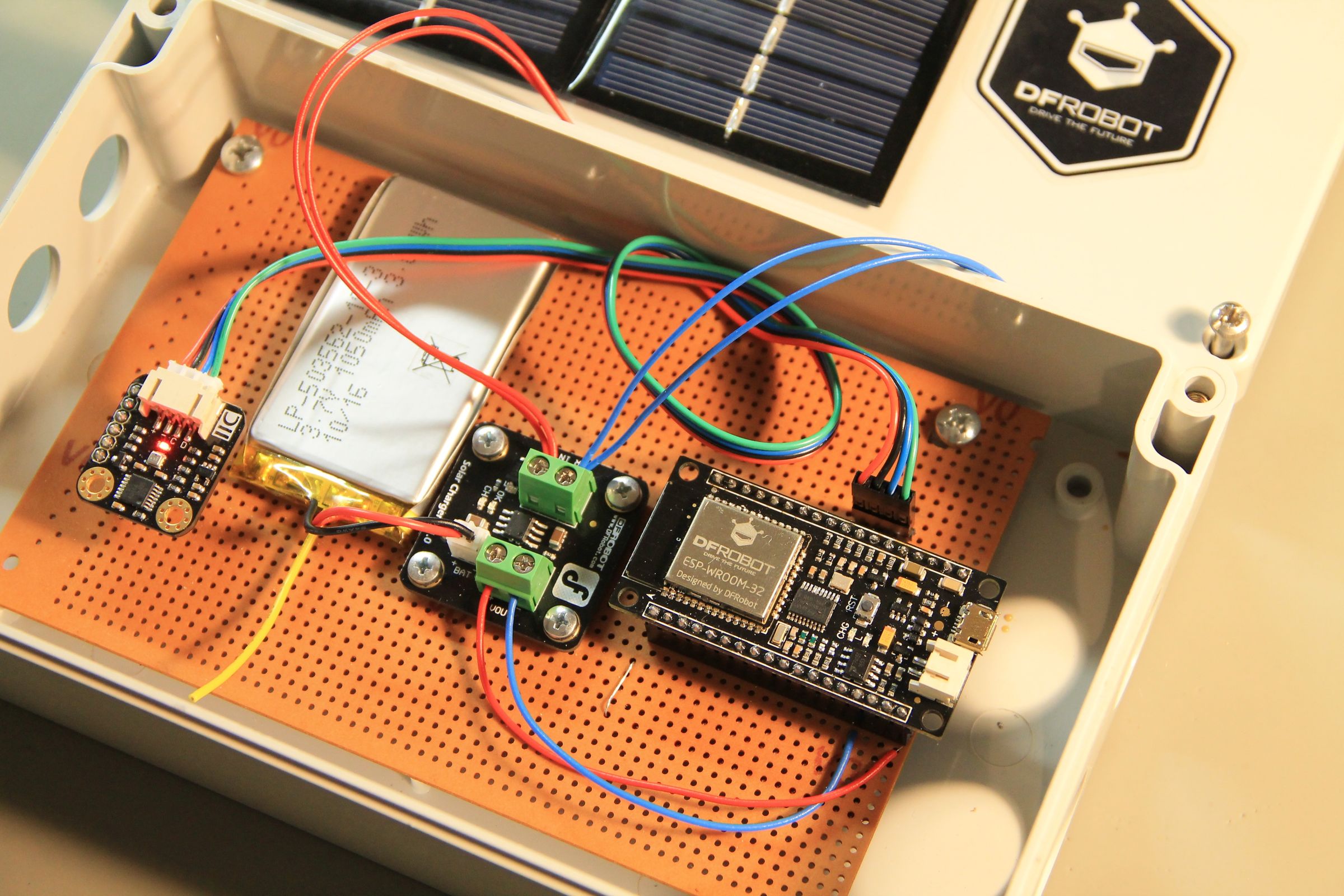 ESP32 Solar Weather Station : 4 Steps (with Pictures) - Instructables