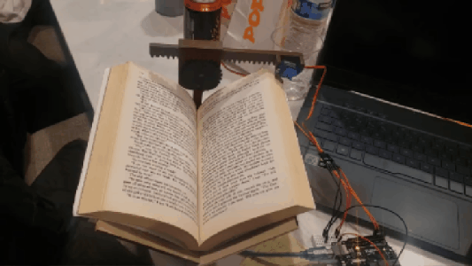 IDC 2 - Automatic Page Turner