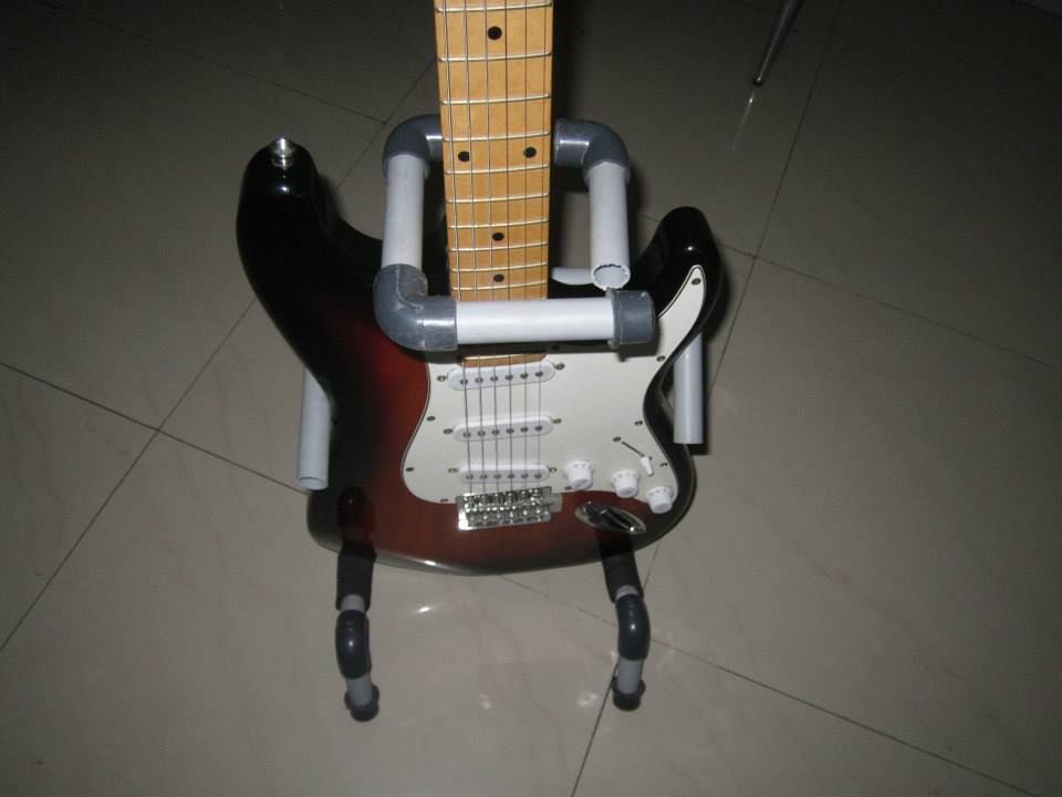 PVC Pipe Guitar Stand