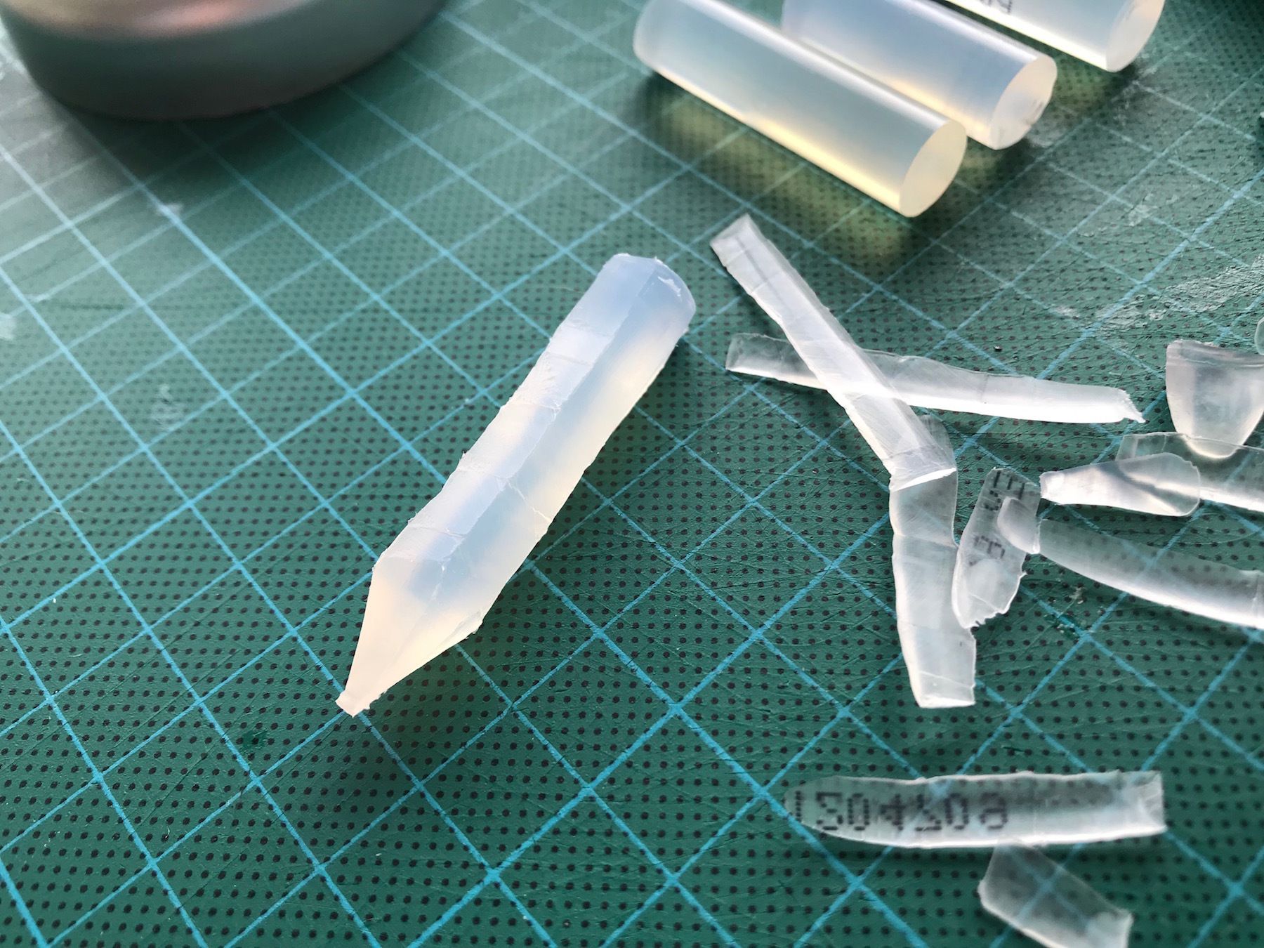 Simple HOT GLUE Crystal Sculpture With Light! ) 5 Steps (with