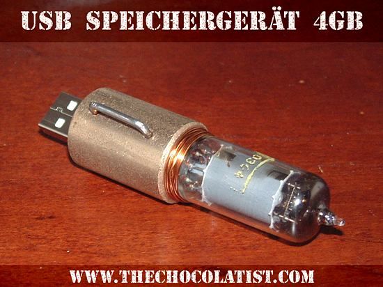 Steampunk USB Stick "Speichergeraet Nummer 1"
