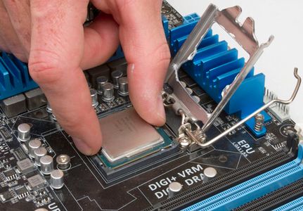 How to Build a Computer! : 8 Steps - Instructables