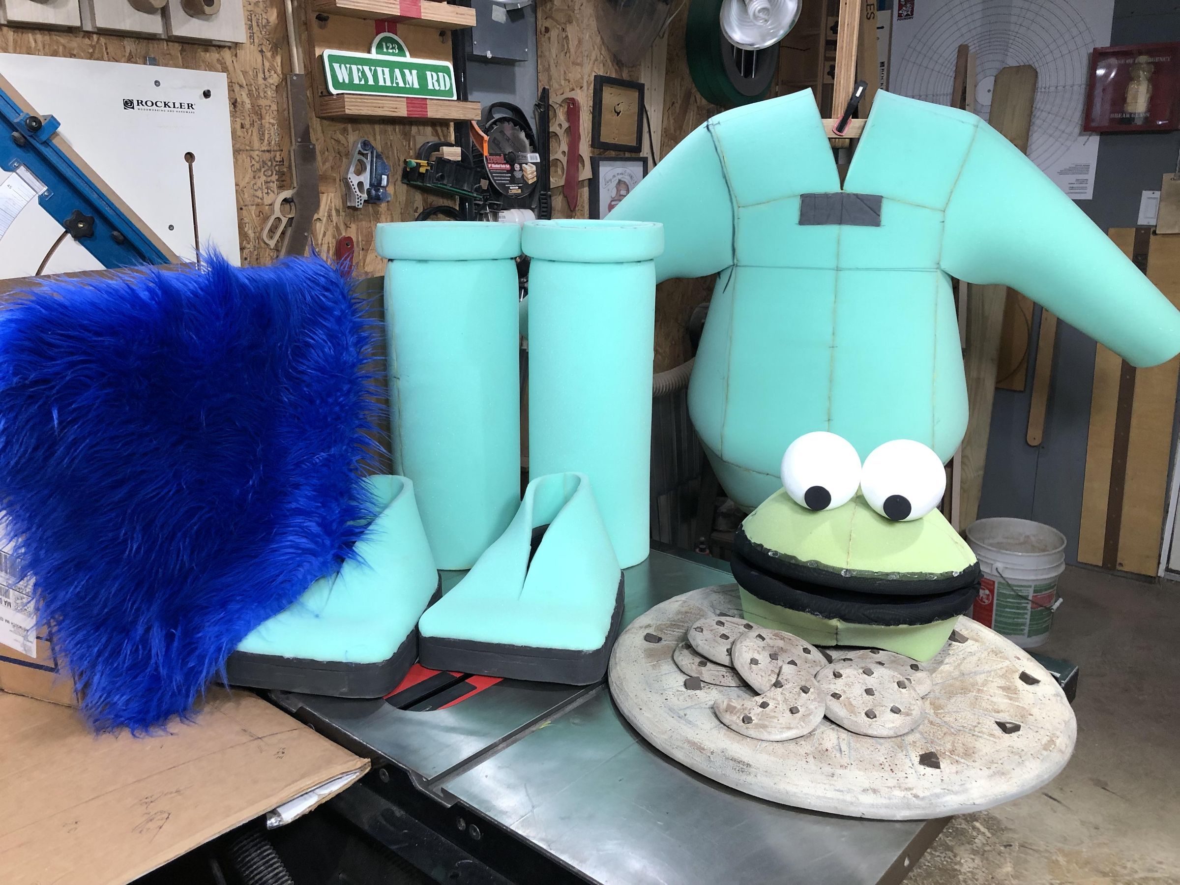 Cookie Monster - Costume : 33 Steps (with Pictures) - Instructables