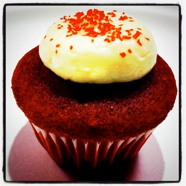 Mini Red Velvet Cupcakes With Cream Cheese Frosting