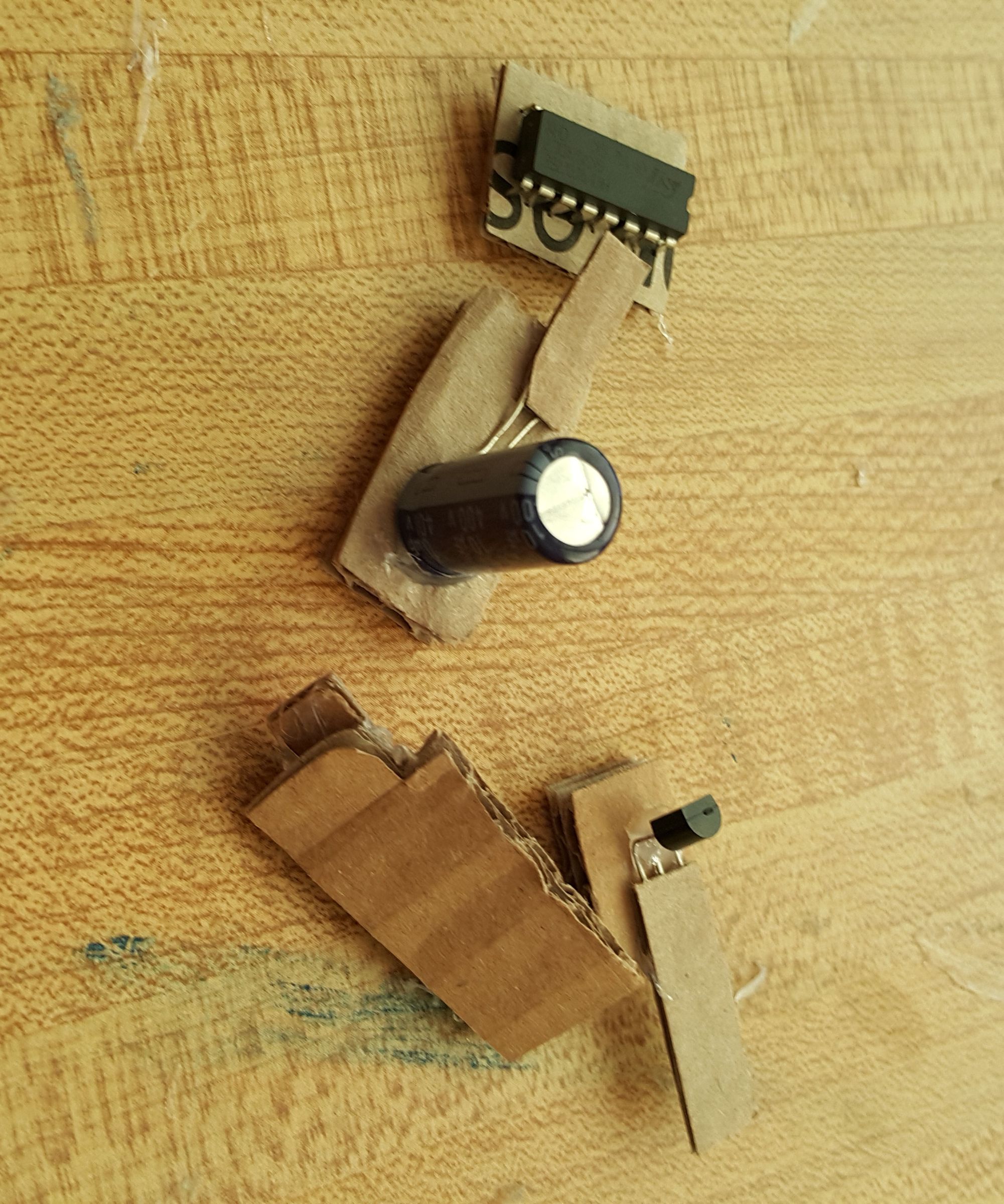 Easy-to-make Circut Tiles