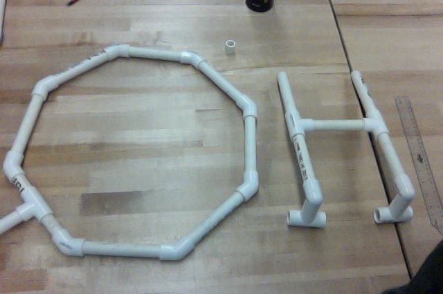 How to Make the Letters "H" and "Q" Out of PVC