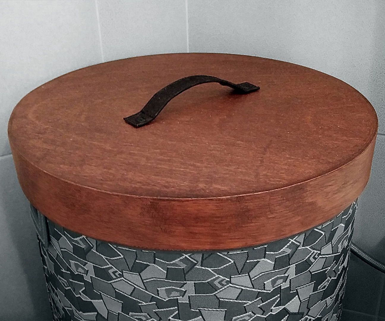 Round Wooden Lid for Hampers & Baskets