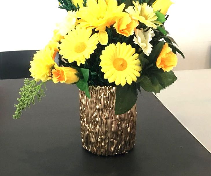 Textured Vase Out of a Broken Mug