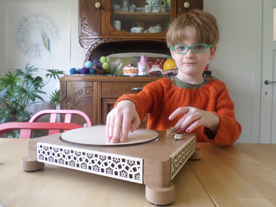 Finger Powered Record Player