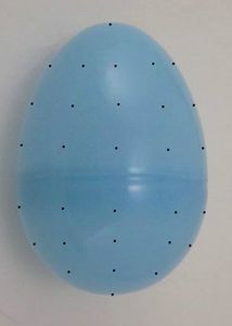 Preparing the Egg and Spray Painting It.