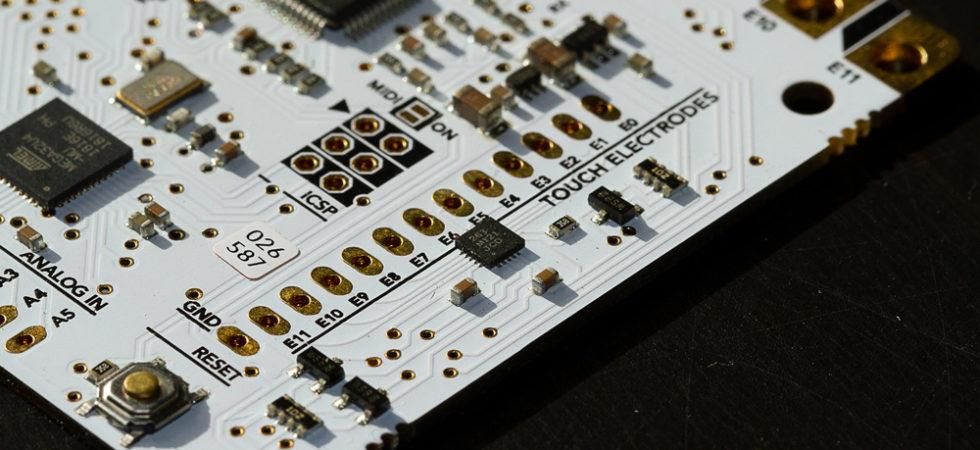 Soundplant + 2 Bareconductive Boards = 24 Input Digital Instrument