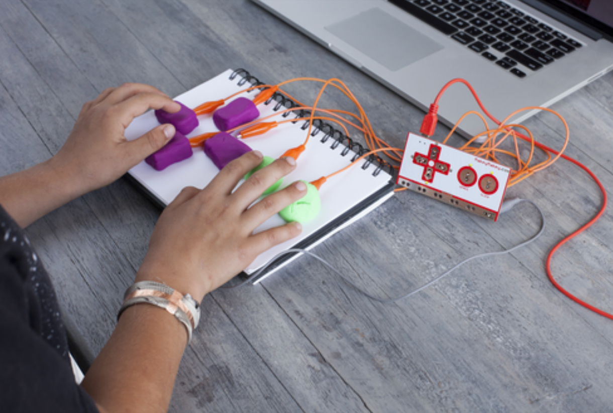 Create a Controller to Plug and Play With Makey Makey : 5 Steps ...
