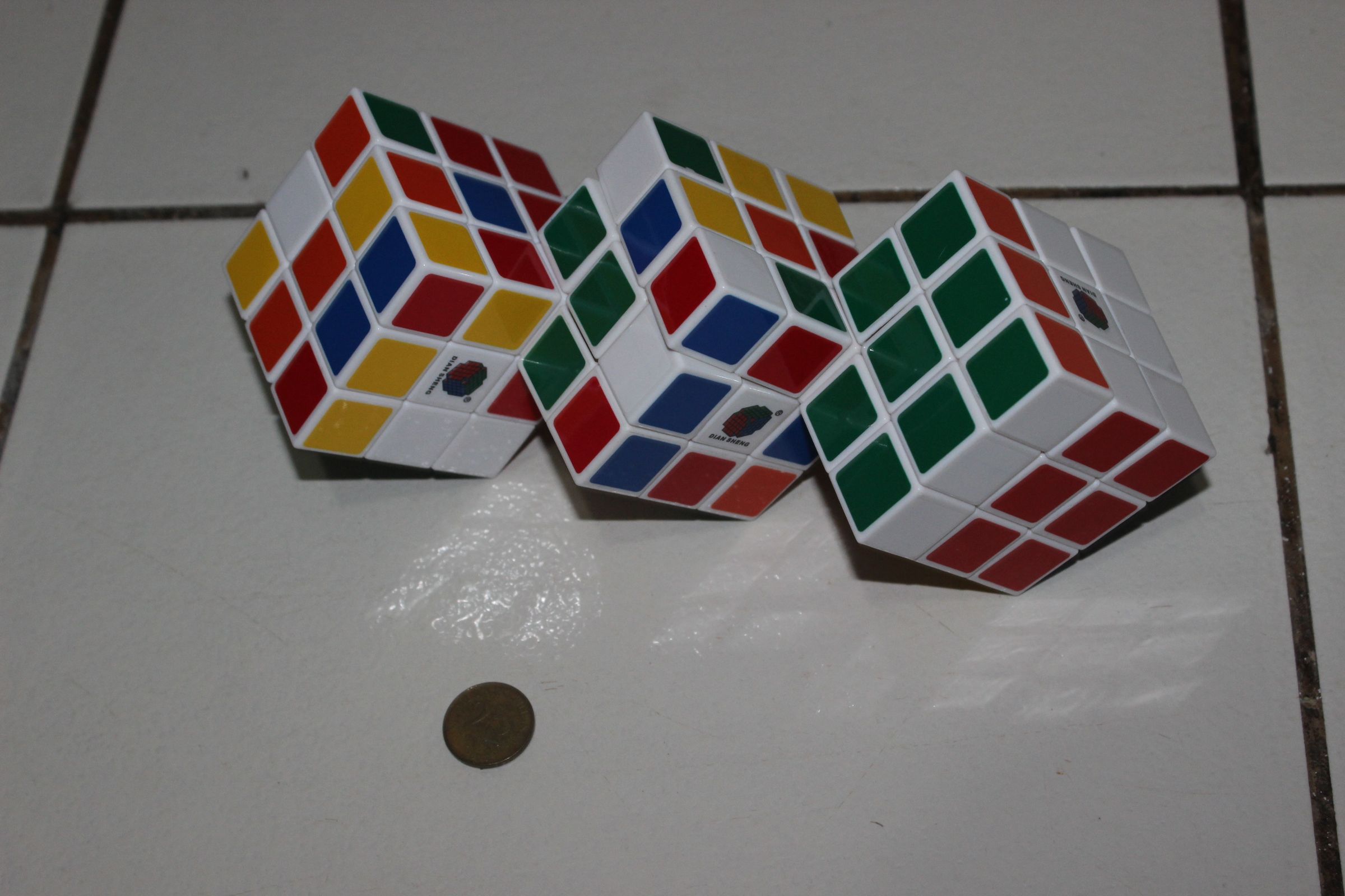 Triamese Cube (Single-Corner Connection Variation)