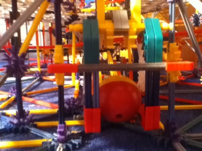 Elevation Knex Ball Machine
