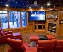 Experience the Movie Night in Home by Advanced Home Theatre Projectors