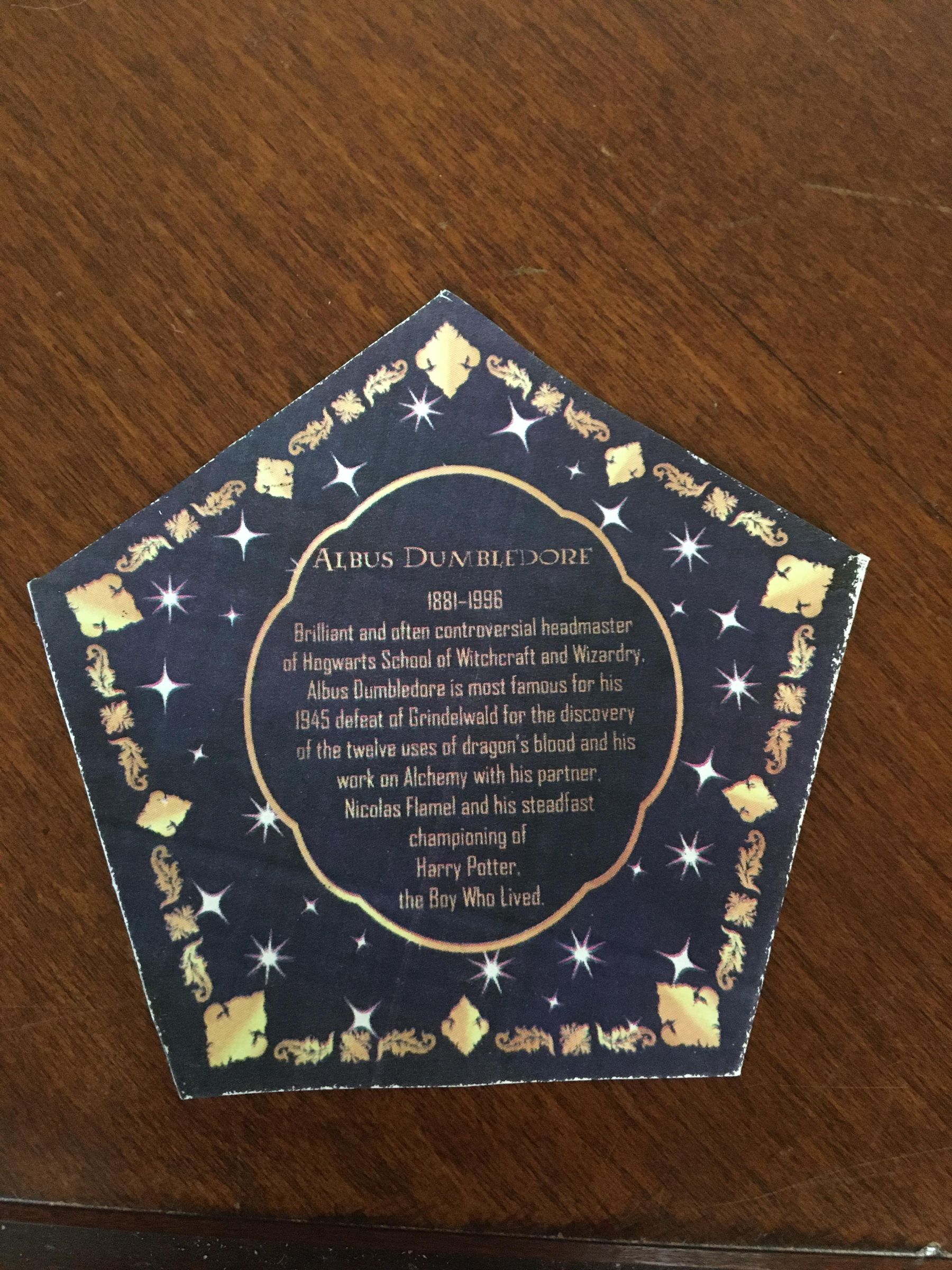 Chocolate Frog Box With Origami Chocolate Frog and Wizard Cards! (Harry