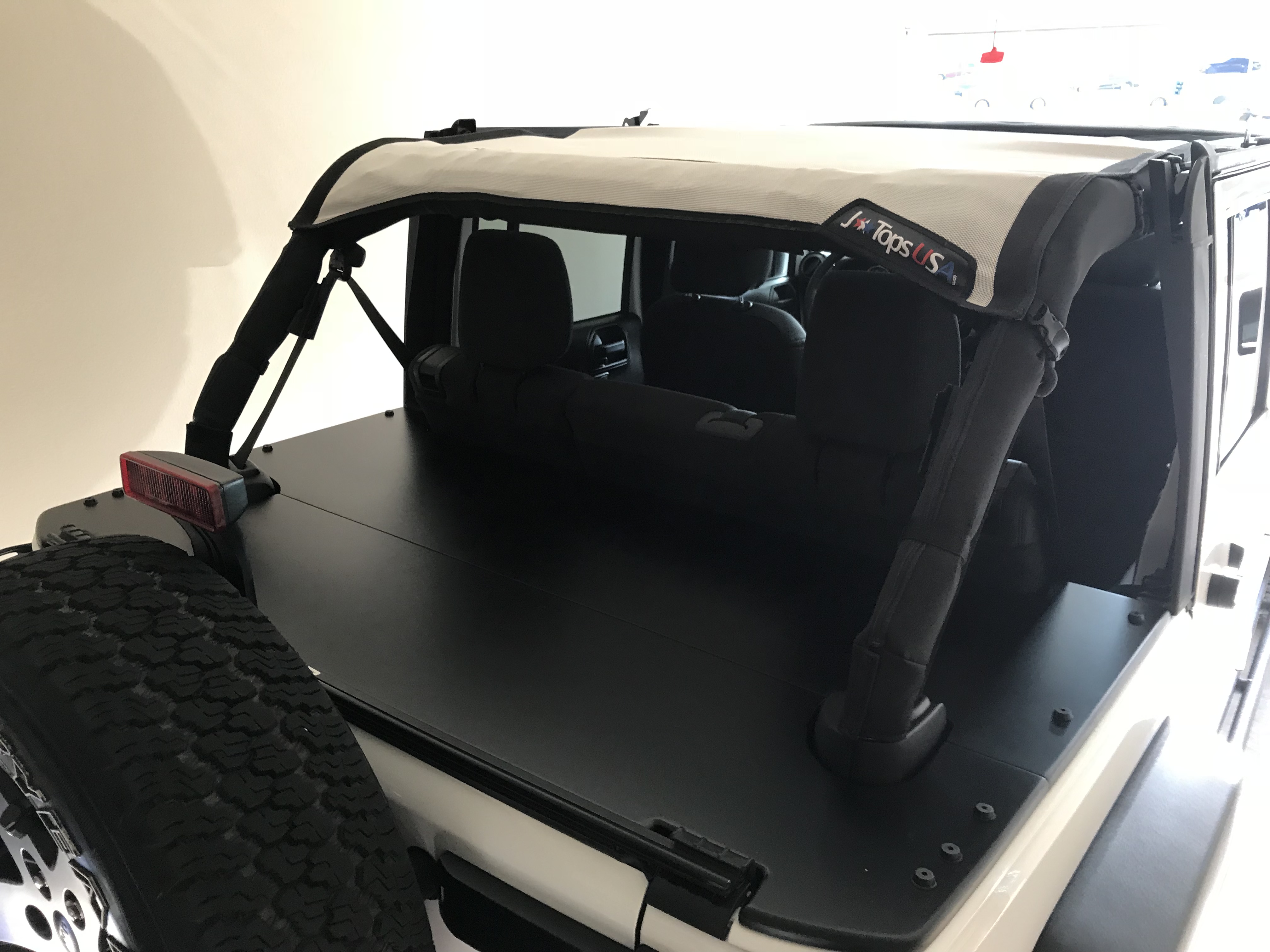 Total 45+ imagen jeep wrangler cargo cover diy Abzlocal.mx