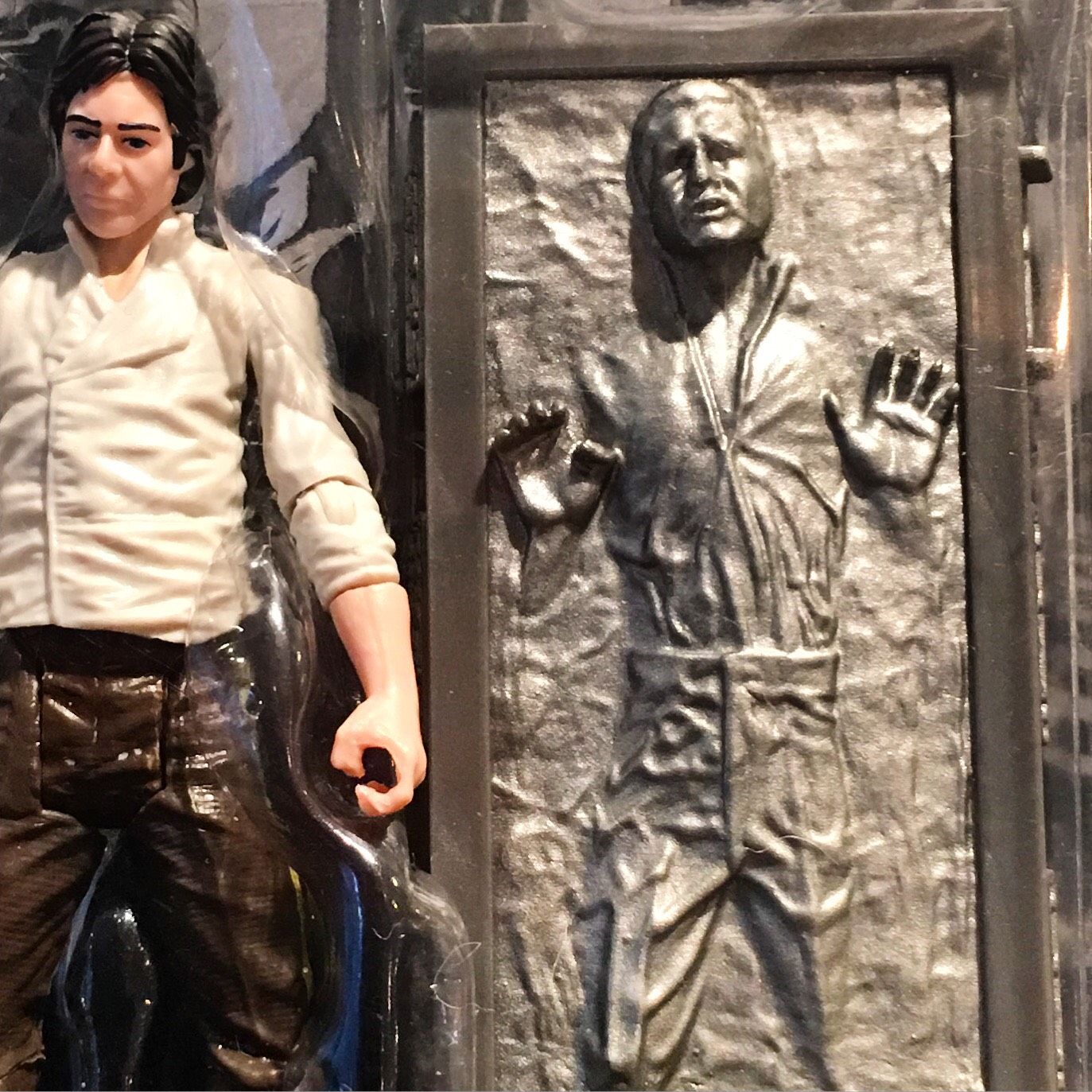 Han Solo in Carbonite LinkIt One Case: a Small Scan