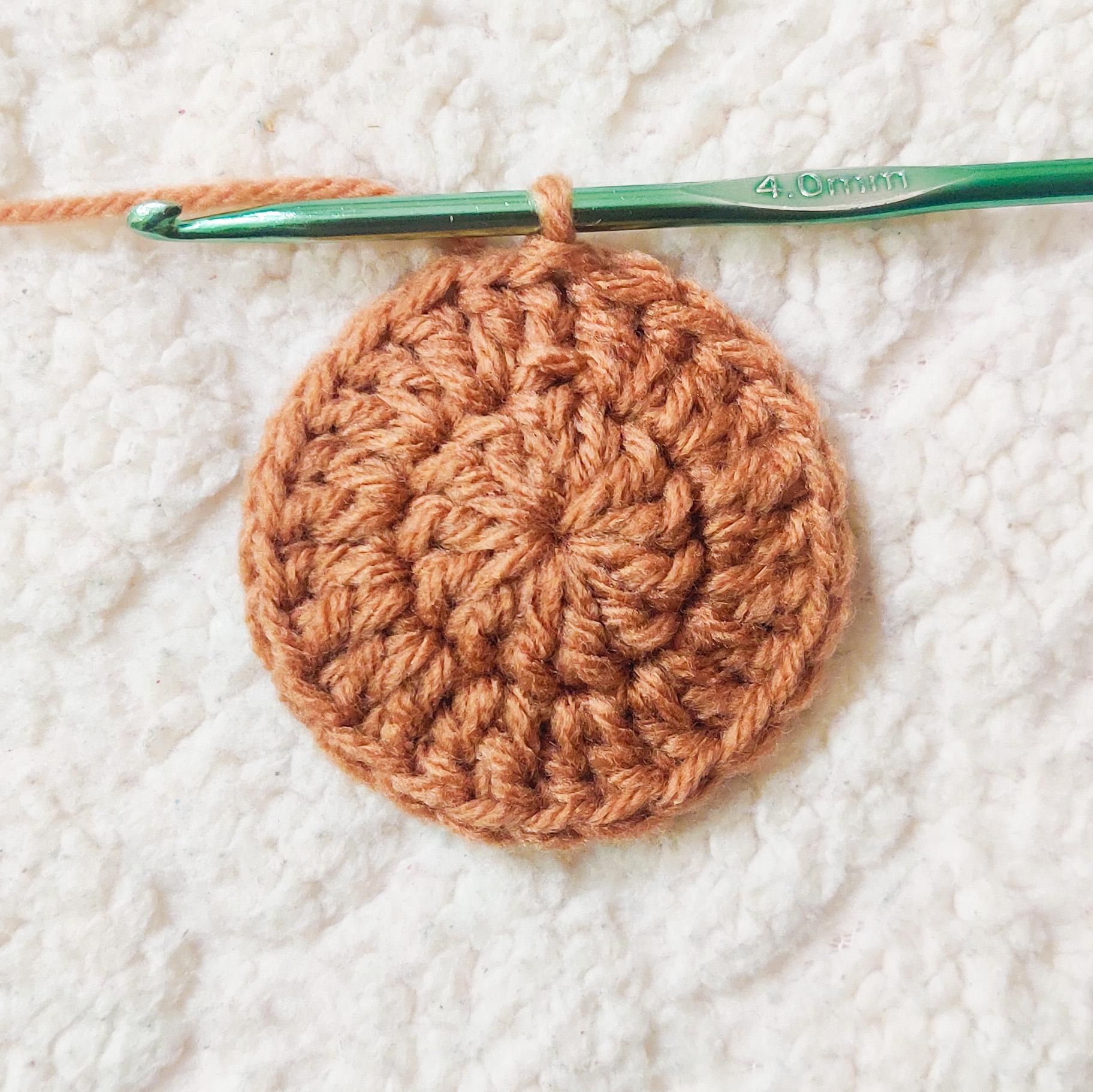 How to Make a Double Crochet Solid Hexagon Without Gaps 6 Steps (with