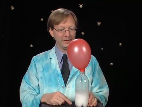 Science Experiment: Inflate a Balloon with Vinegar &amp; Baking Soda