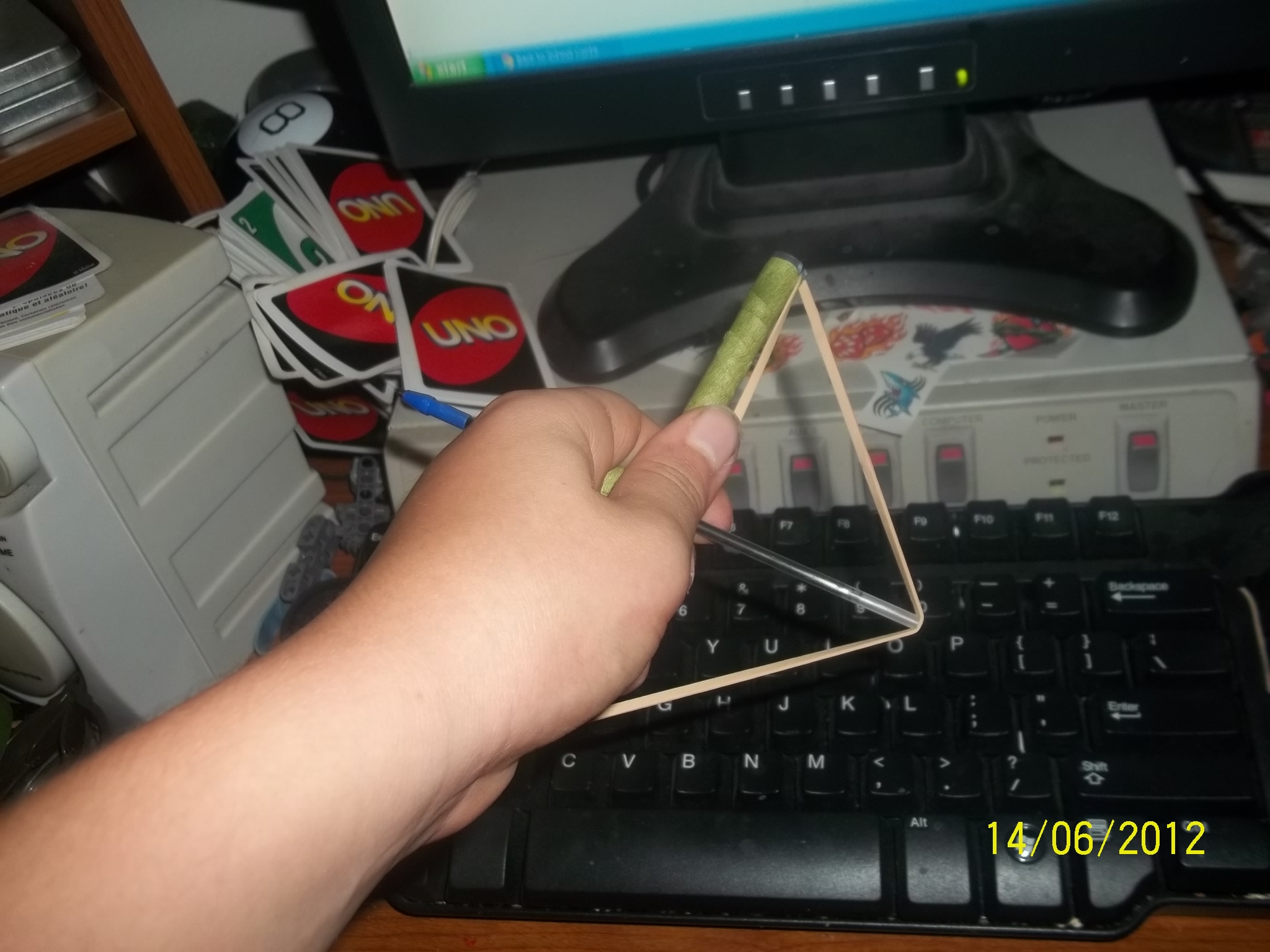 The Best Pen Bow in the World and the Most Simple