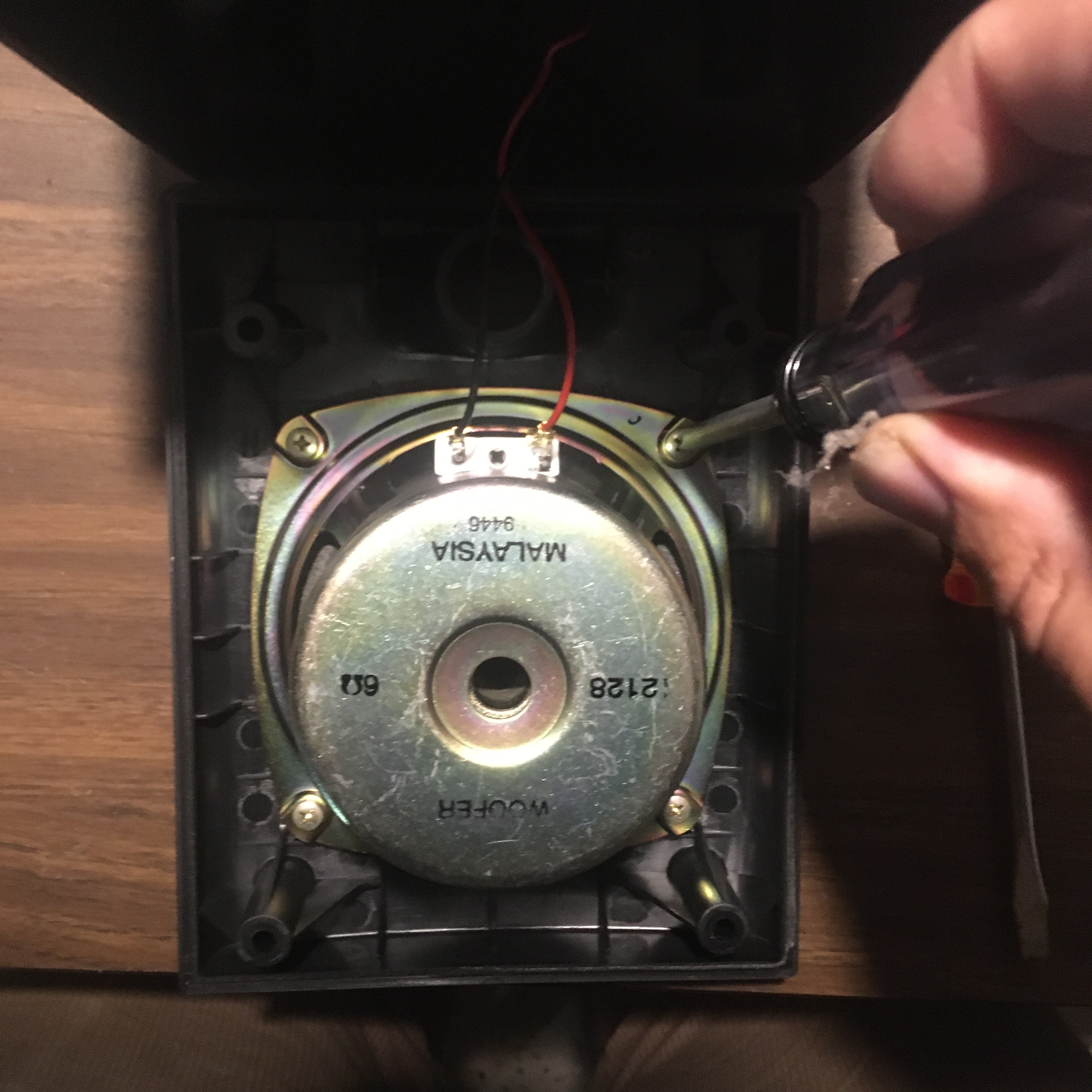 Upgrading a Linaeum Bookshelf Speaker : 5 Steps - Instructables