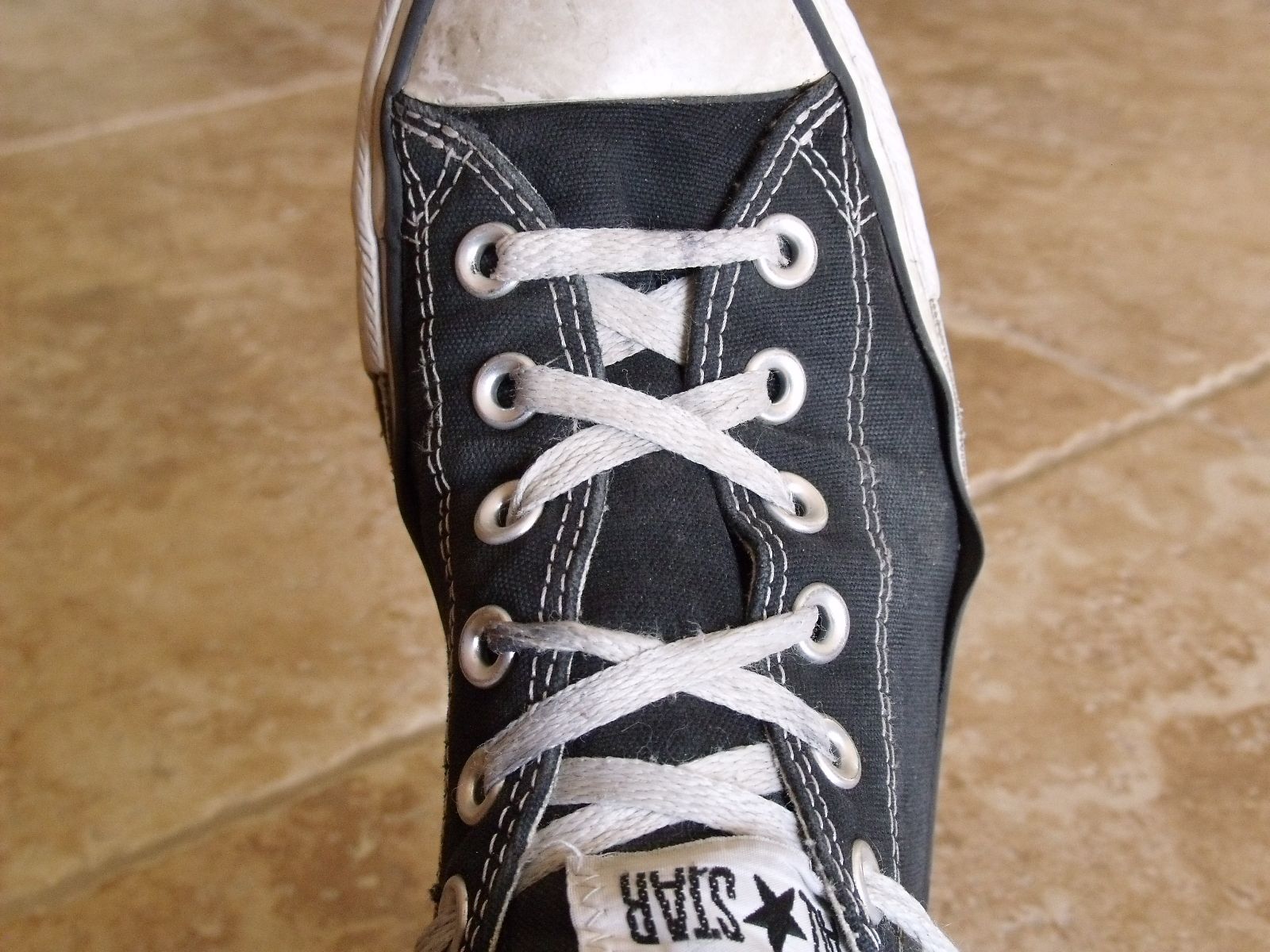 bred 4 white laces