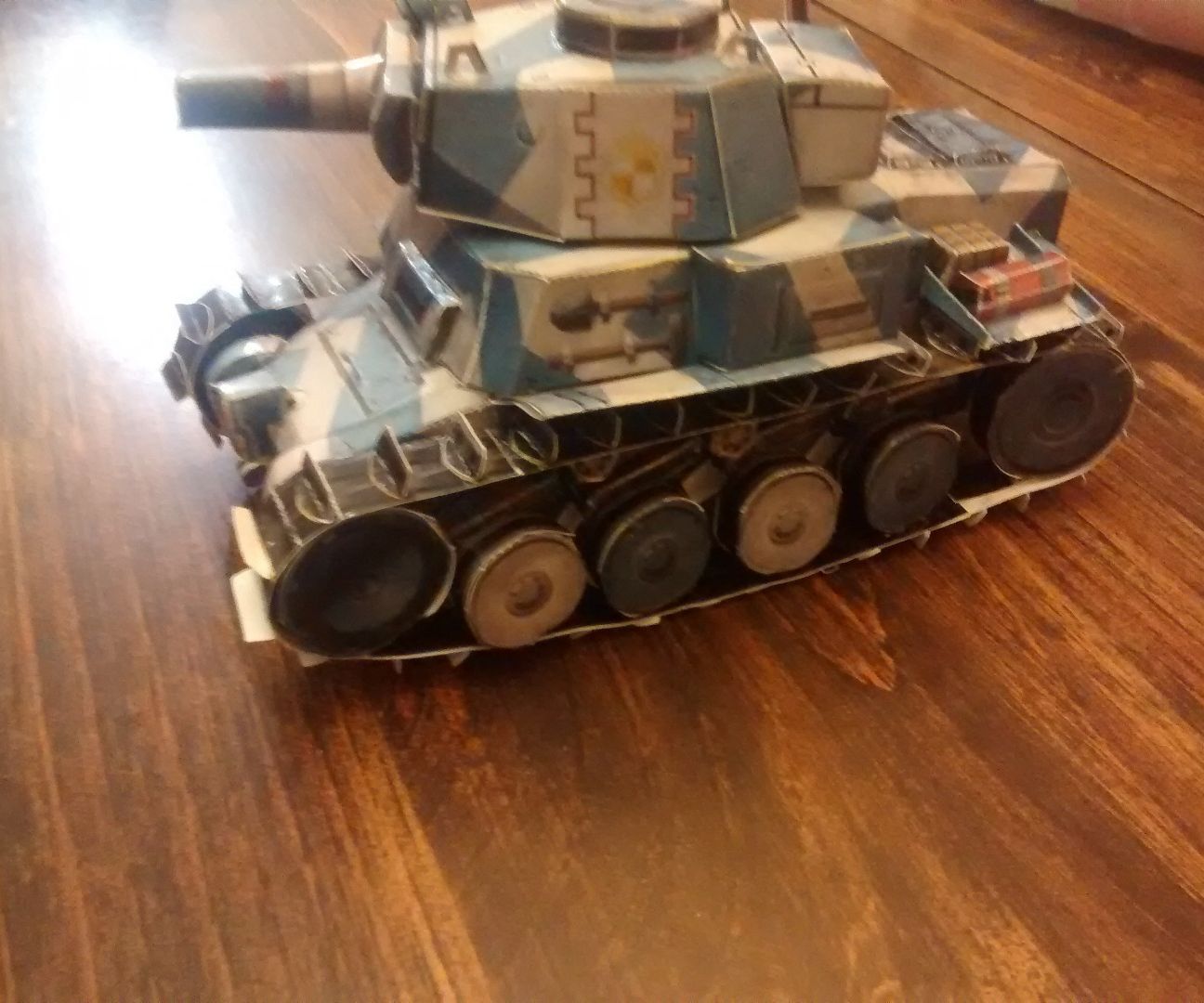 Papercaft Tank