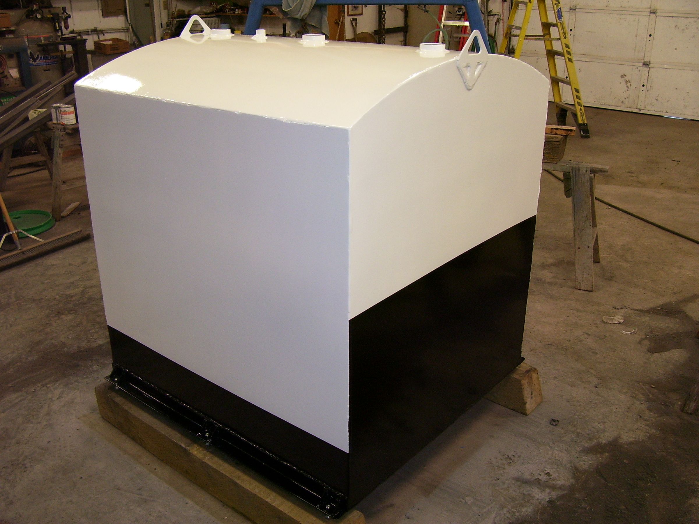 Metal Tank for Liquid Storage