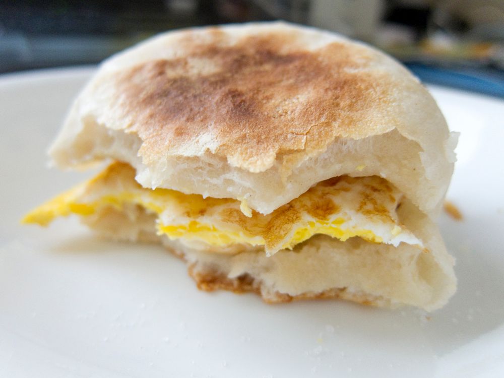 [Collegiate Meals] No-Knead English Muffins