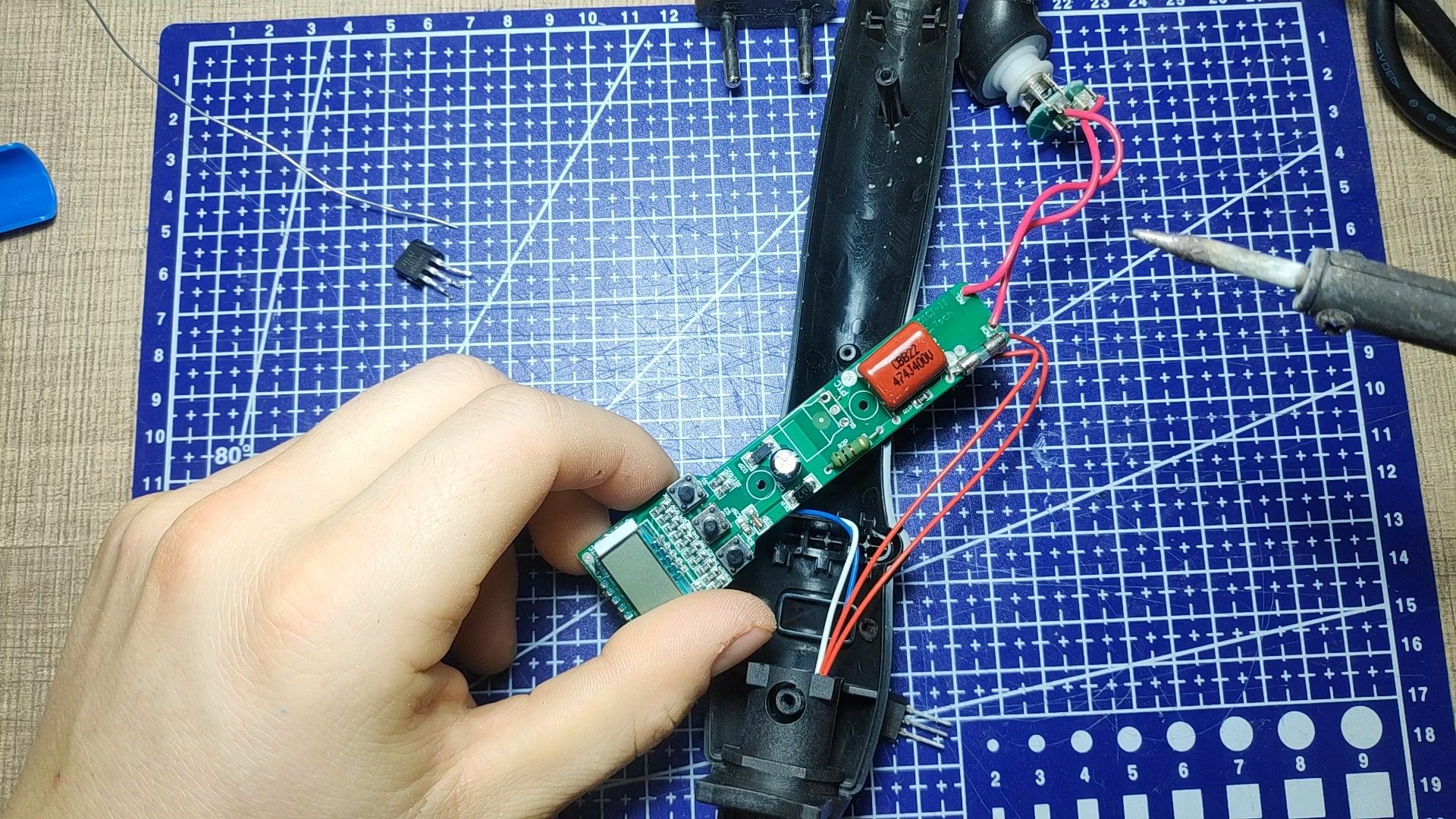 Curling Iron Repair Thyristor Diagnosis and Replacement 5 Steps