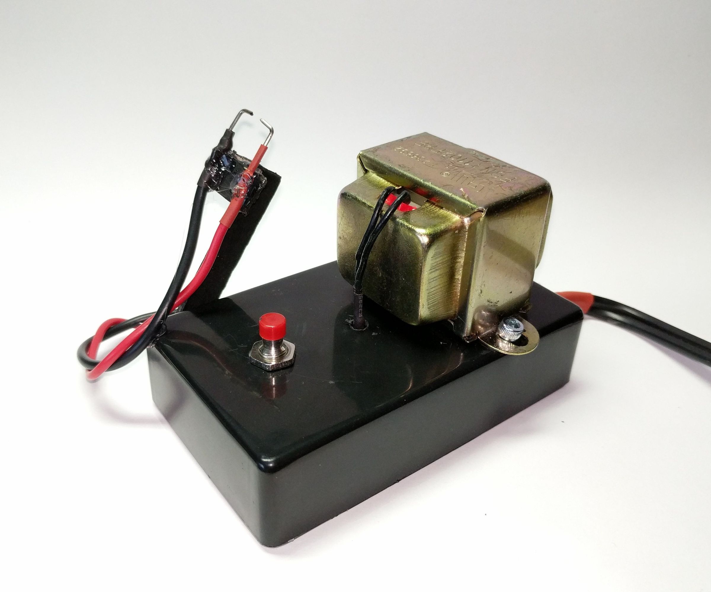 Start Fires With Electricity: DIY Arc Lighter