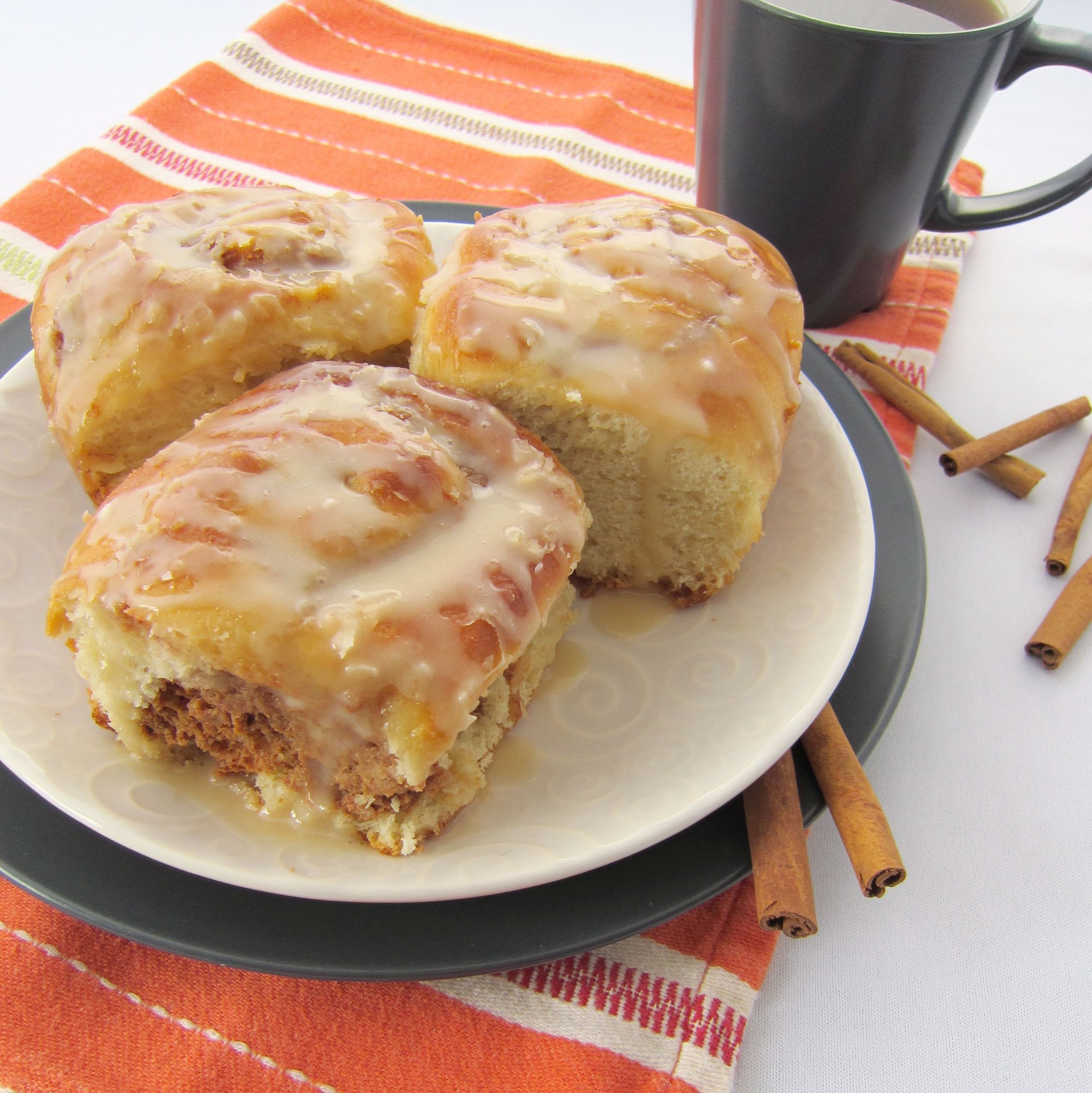 Ricotta Cheesecake Cinnamon Rolls