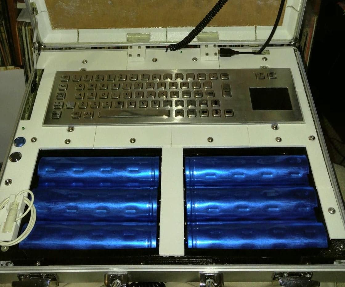 Super Capacitor Powered Raspberry Pi Laptop