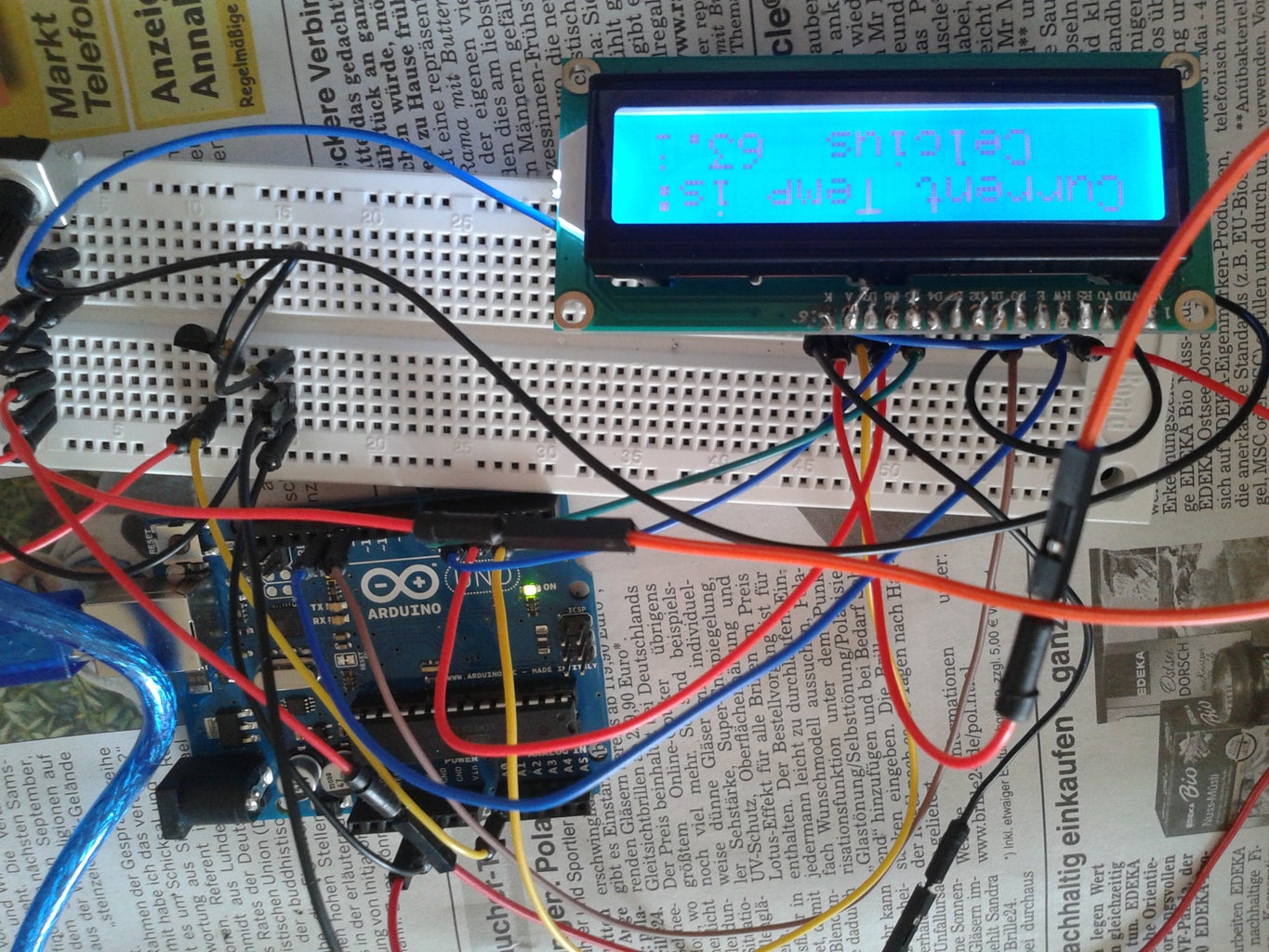 Arduino LCD Thermometer / Temperature Control With TMP36GZ Temp Sensor Added 2 Chanel Relay, Added RTC Ds1307 , Added a Case.based on WWC Guide .