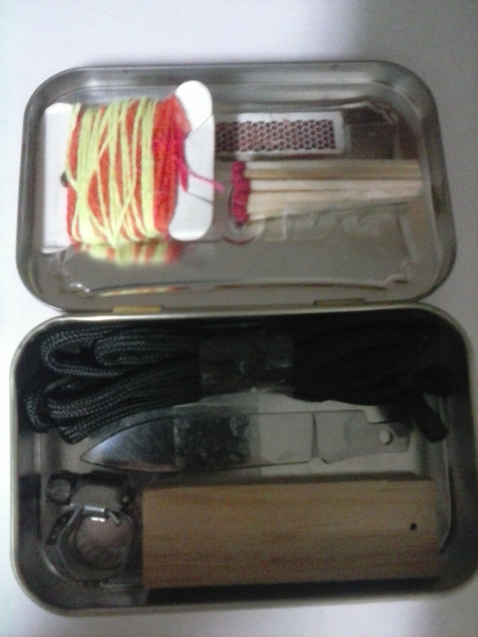 Altoids Small Space Survival Kit Instructables