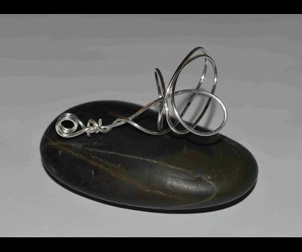 How to Make Sculpted Wire Wearable Art