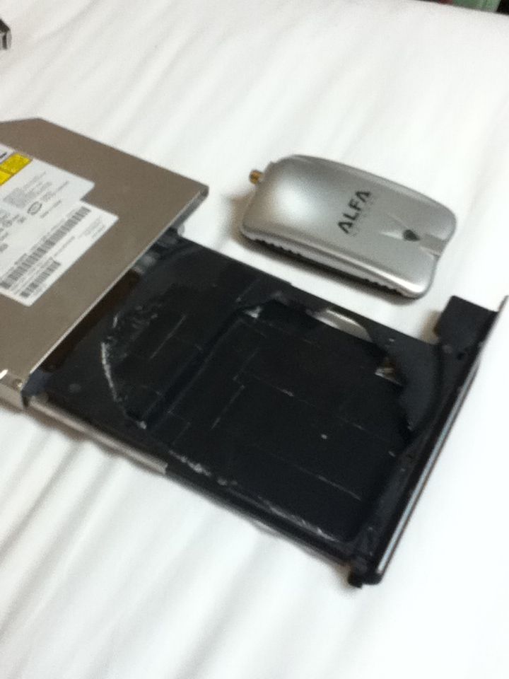 Laptop usb-drive storage