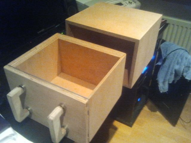 Magnetic Cabinet !