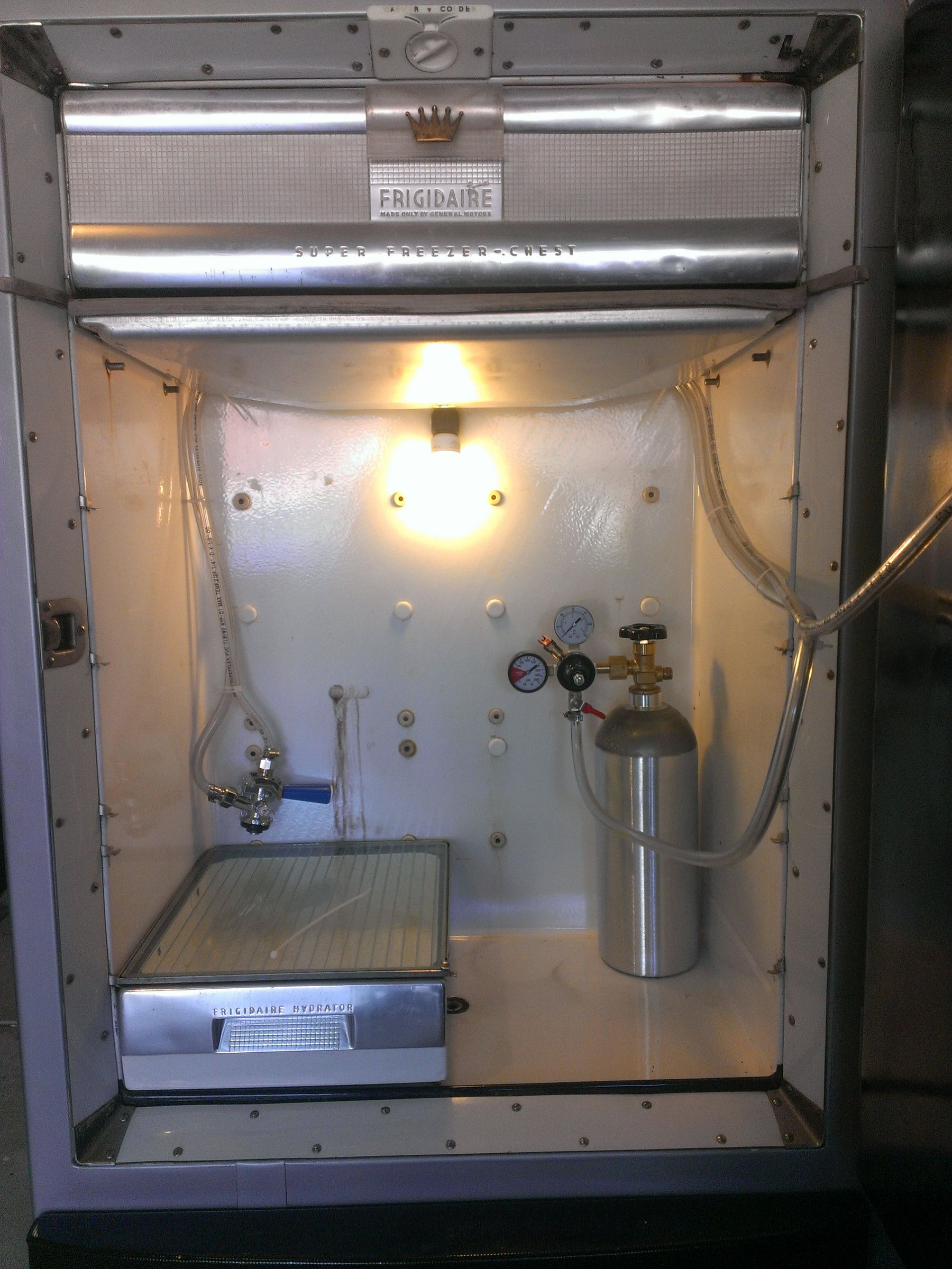 Convert a Vintage Fridge Into a OneofaKind Kegerator 6 Steps